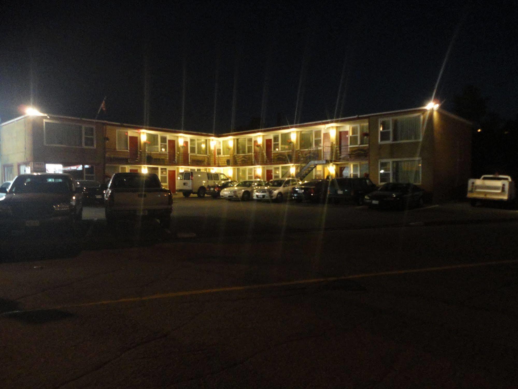 Imperial Fireside Inn Sudbury Exterior photo