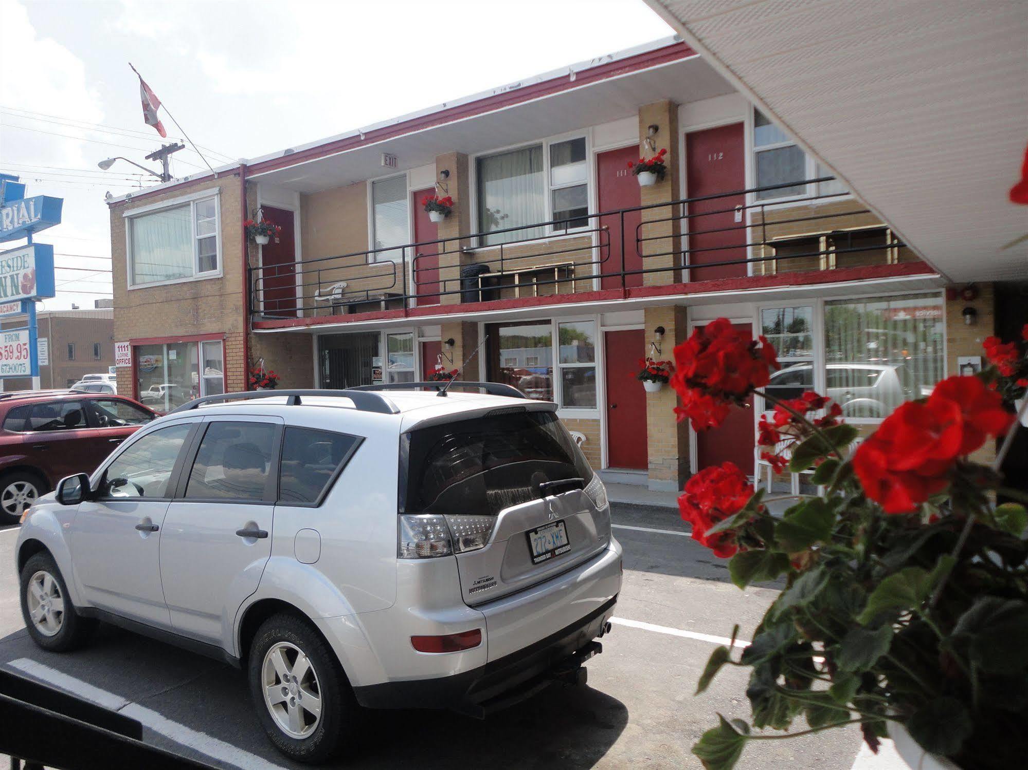 Imperial Fireside Inn Sudbury Exterior photo